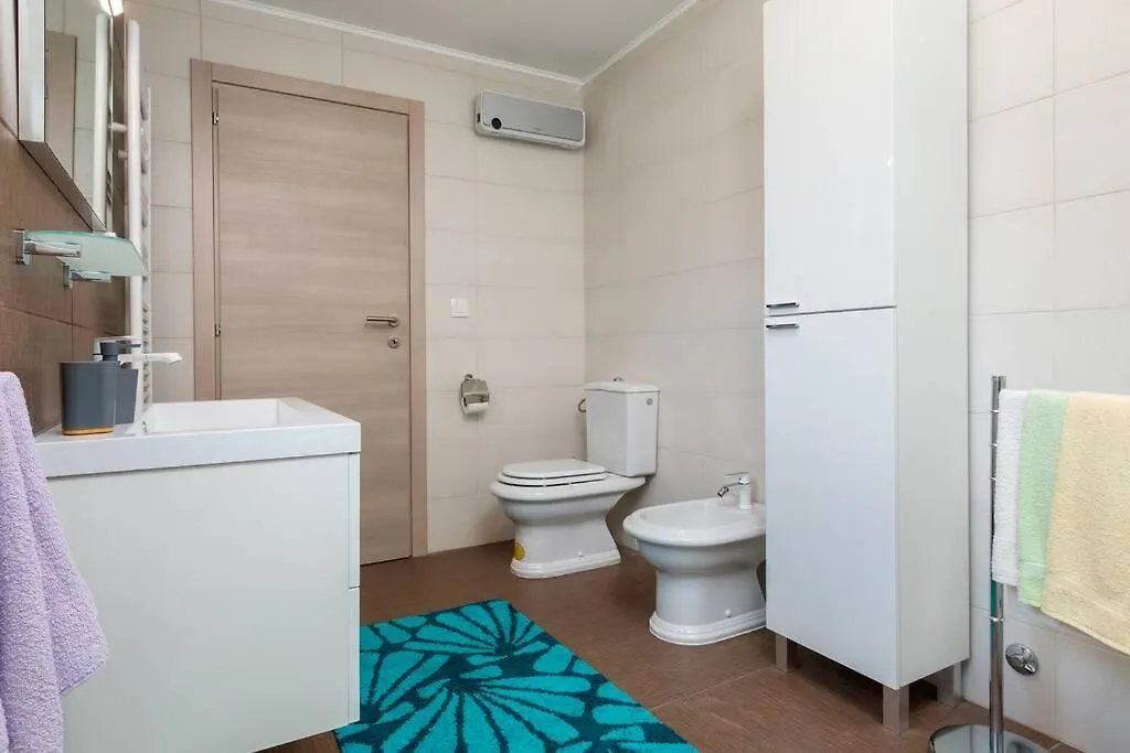 Predivan Novouredeni Apartman U Blizini Mora Banjole Apartment